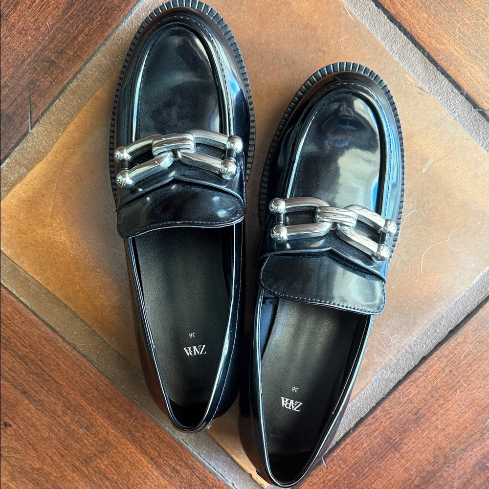 Zara Glossy Black Loafers with Metallic Chain
